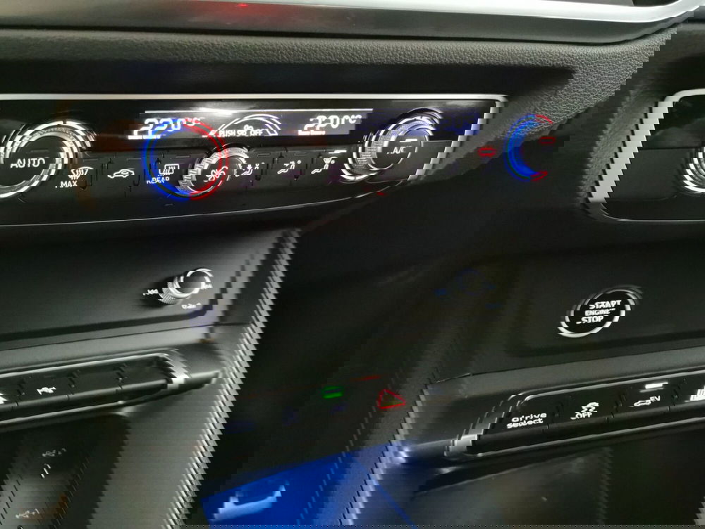 Audi Q3 usata a Chieti (16)