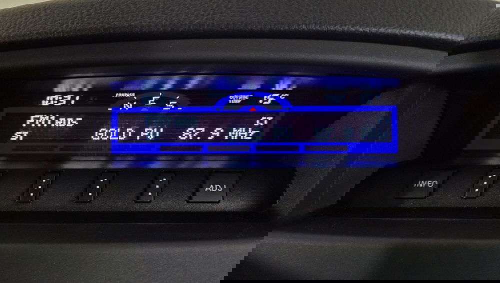 Mitsubishi Pajero usata a Pavia (13)