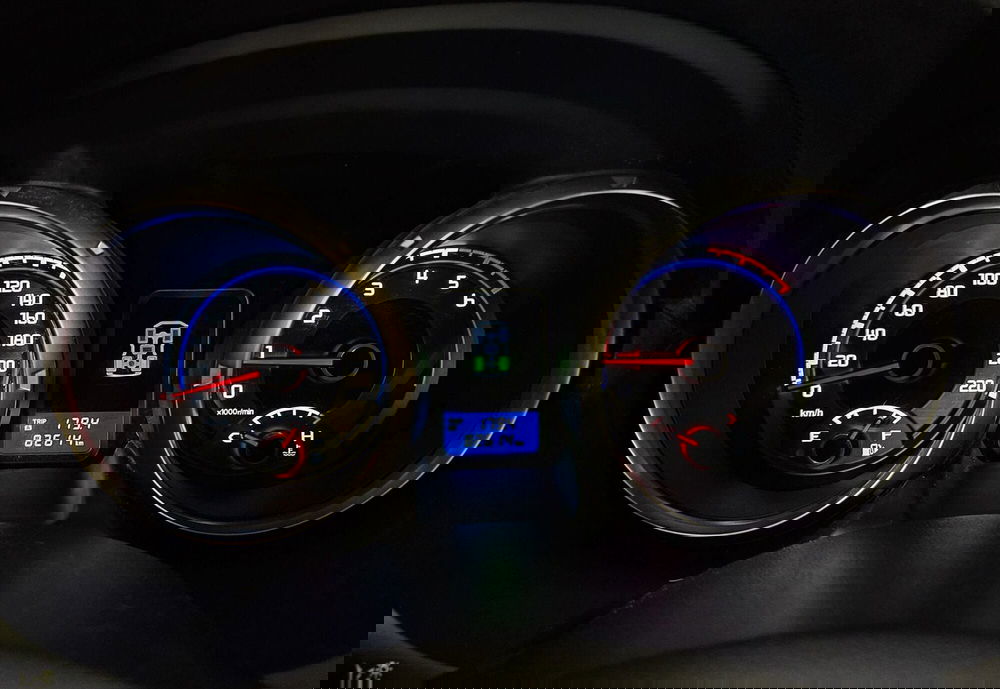 Mitsubishi Pajero usata a Pavia (14)