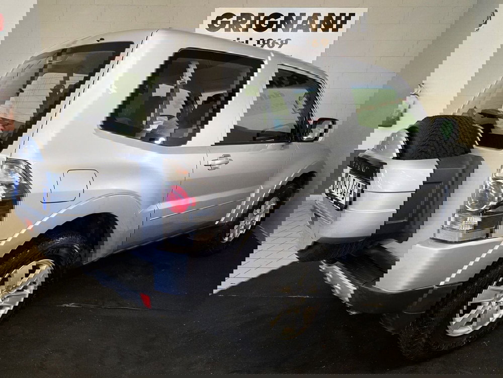 Mitsubishi Pajero usata a Pavia (6)