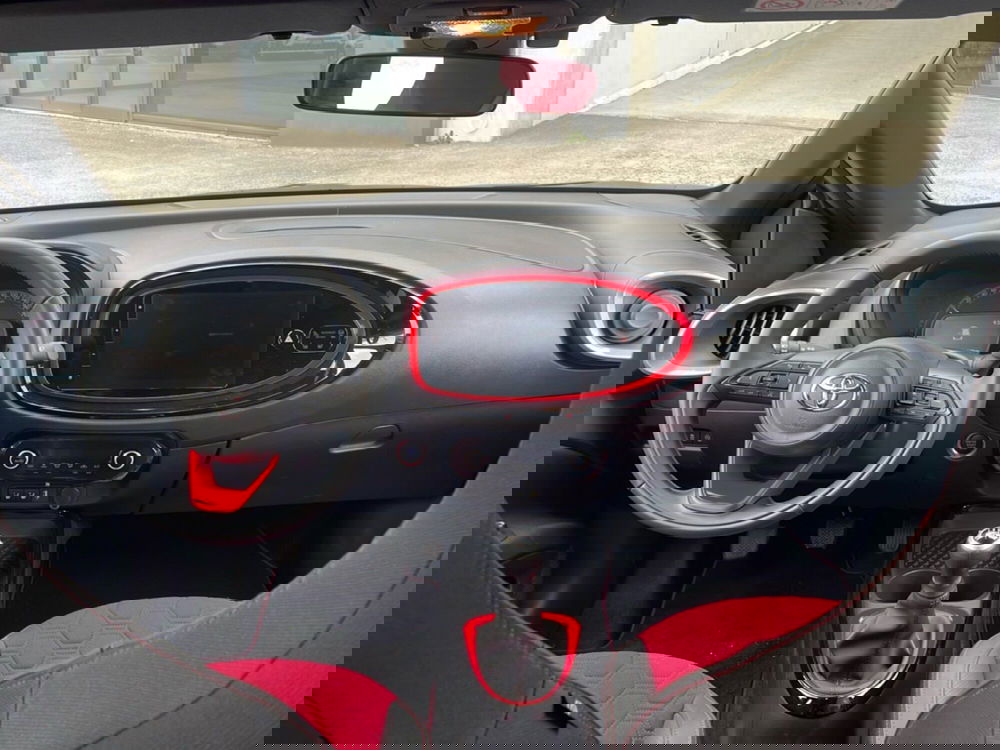 Toyota Aygo X usata a Bologna (13)
