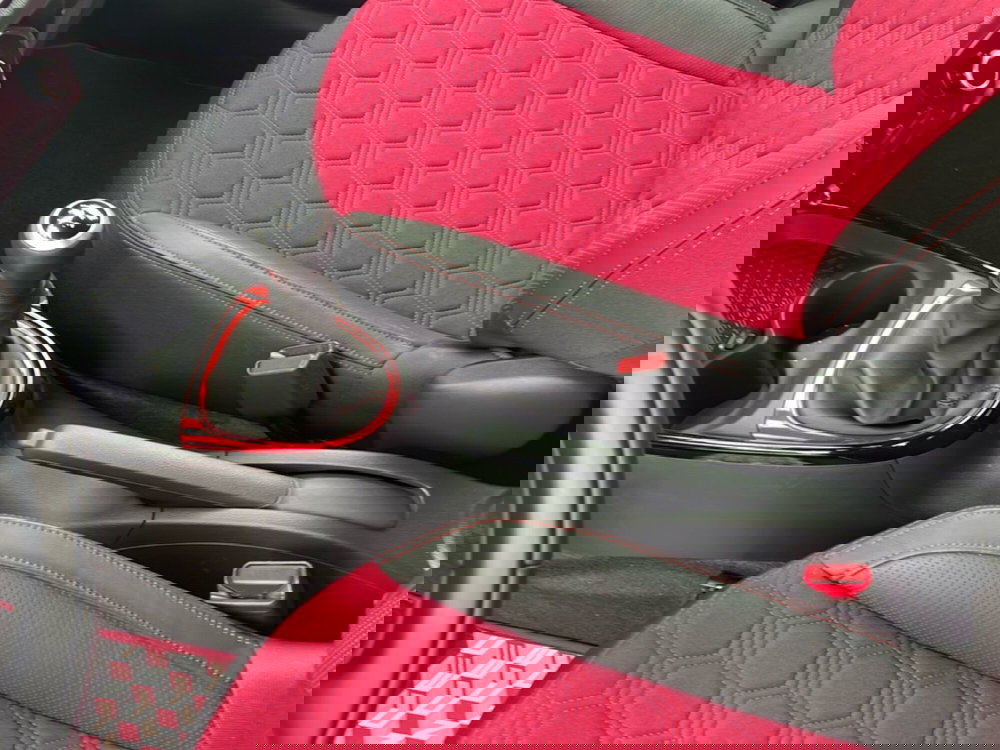 Toyota Aygo X usata a Bologna (18)