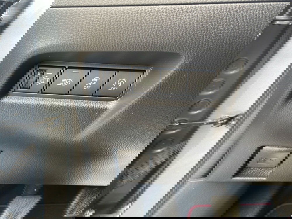 Toyota Aygo X usata a Bologna (20)