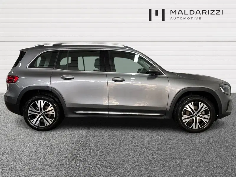 Mercedes-Benz GLB usata a Lecce (5)