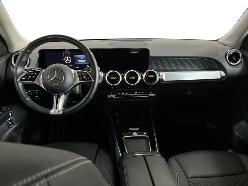 Mercedes-Benz GLB usata a Lecce (8)
