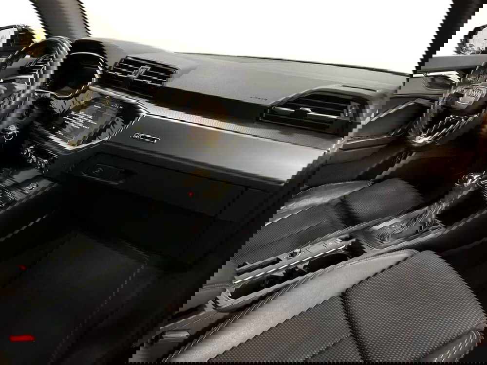 Audi Q3 Sportback usata a Bari (9)