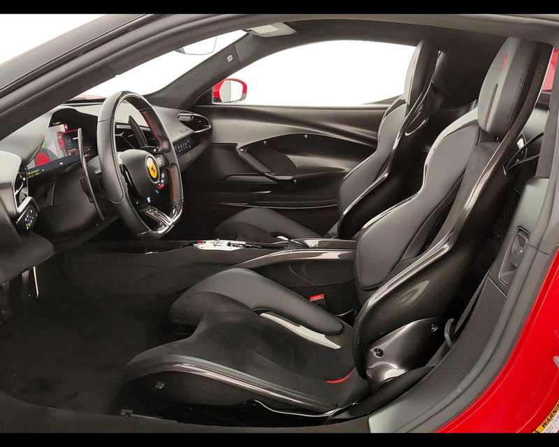 Ferrari 296 Coupé usata a Verona (12)