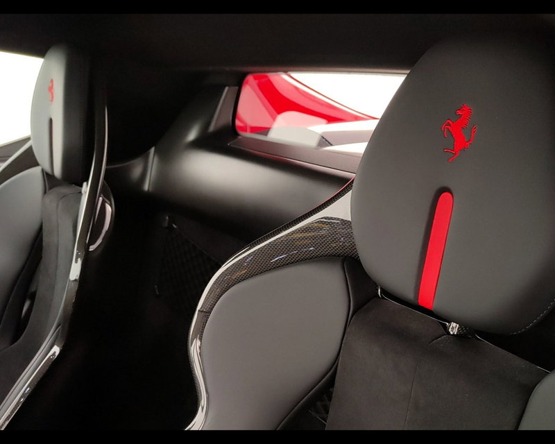 Ferrari 296 Coupé usata a Verona (17)