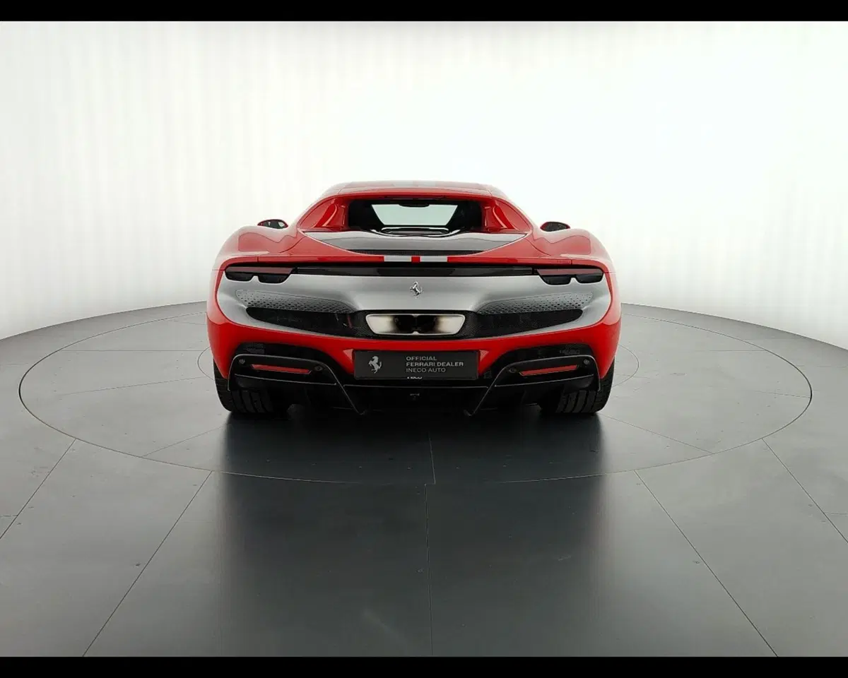 Ferrari 296 Coupé usata a Verona (4)