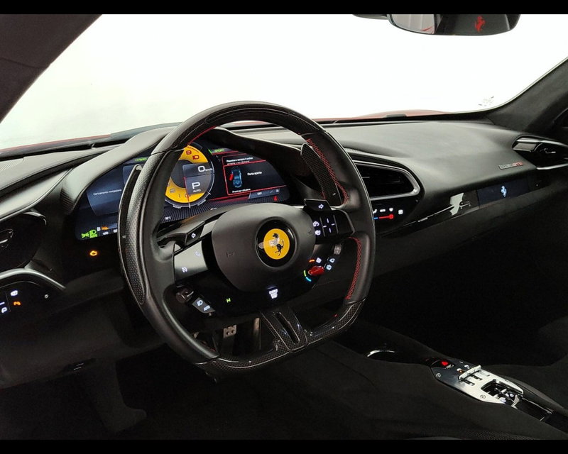 Ferrari 296 Coupé usata a Verona (5)