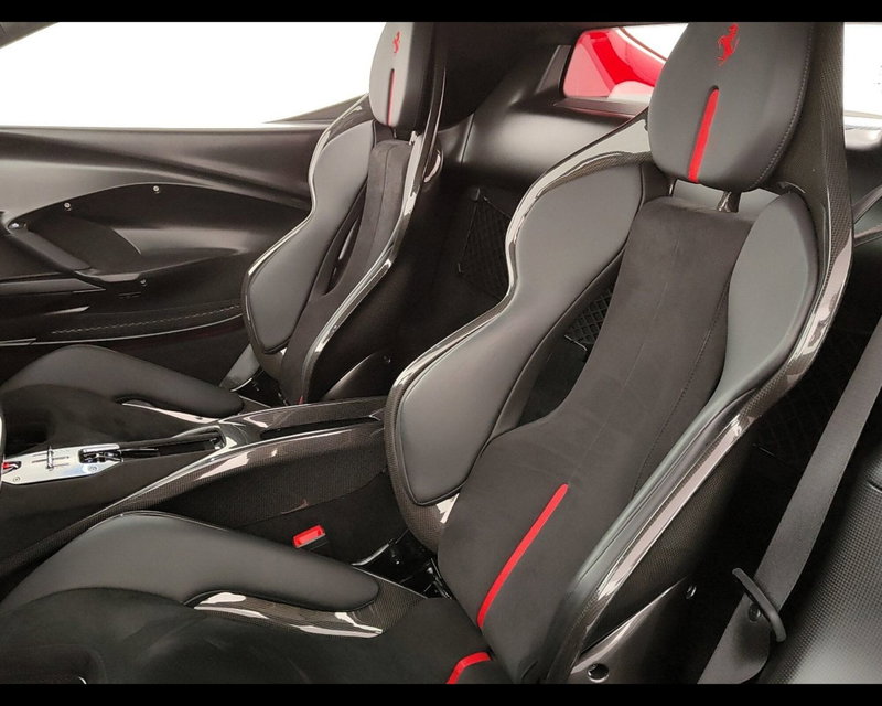 Ferrari 296 Coupé usata a Verona (6)