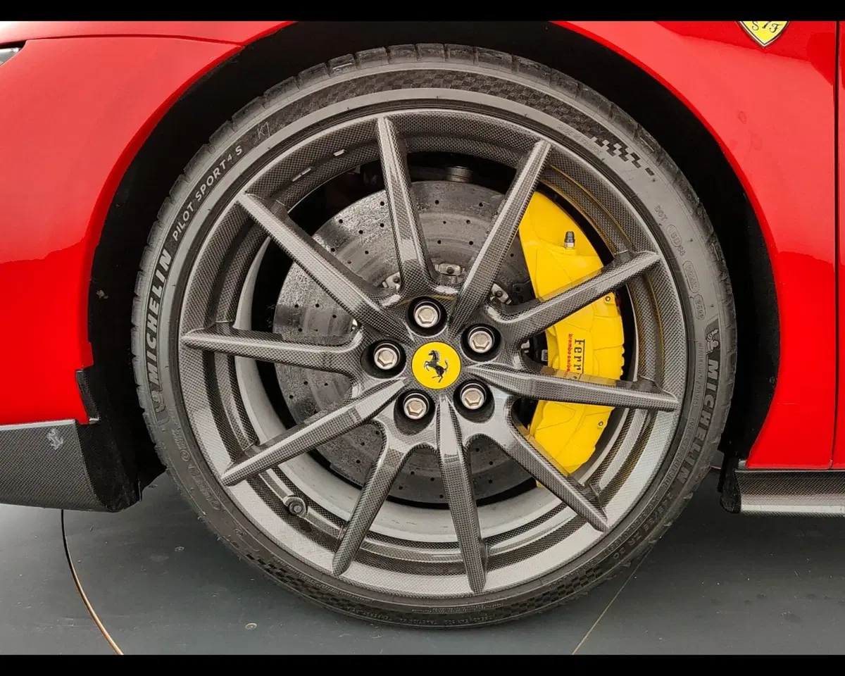 Ferrari 296 Coupé usata a Verona (7)