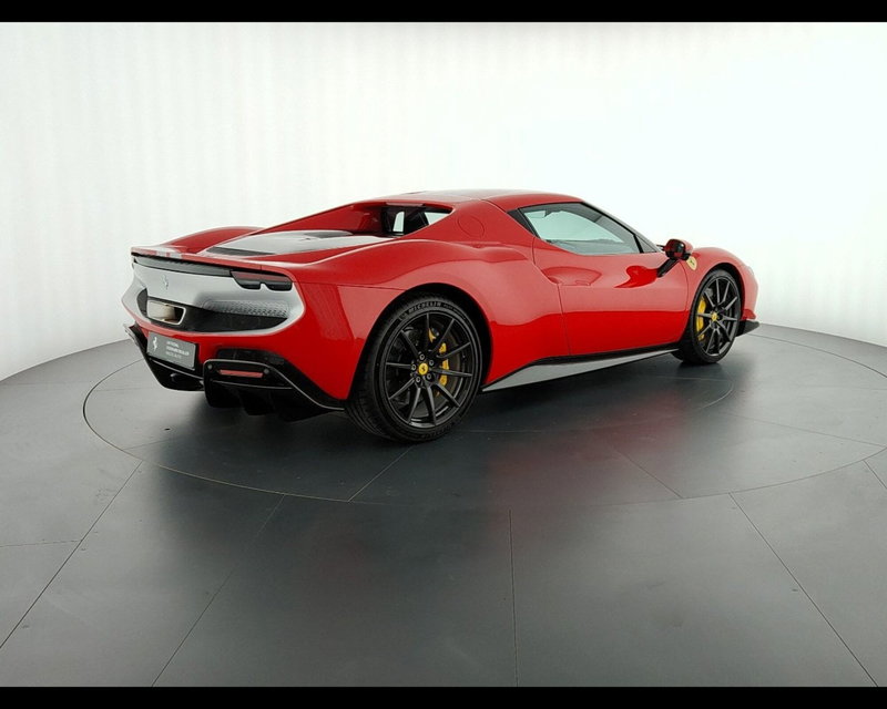 Ferrari 296 Coupé usata a Verona (8)