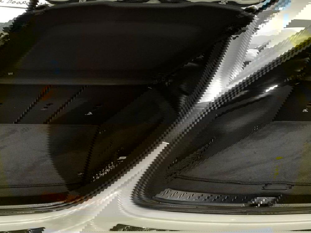 Mercedes-Benz EQA usata a Ancona (7)