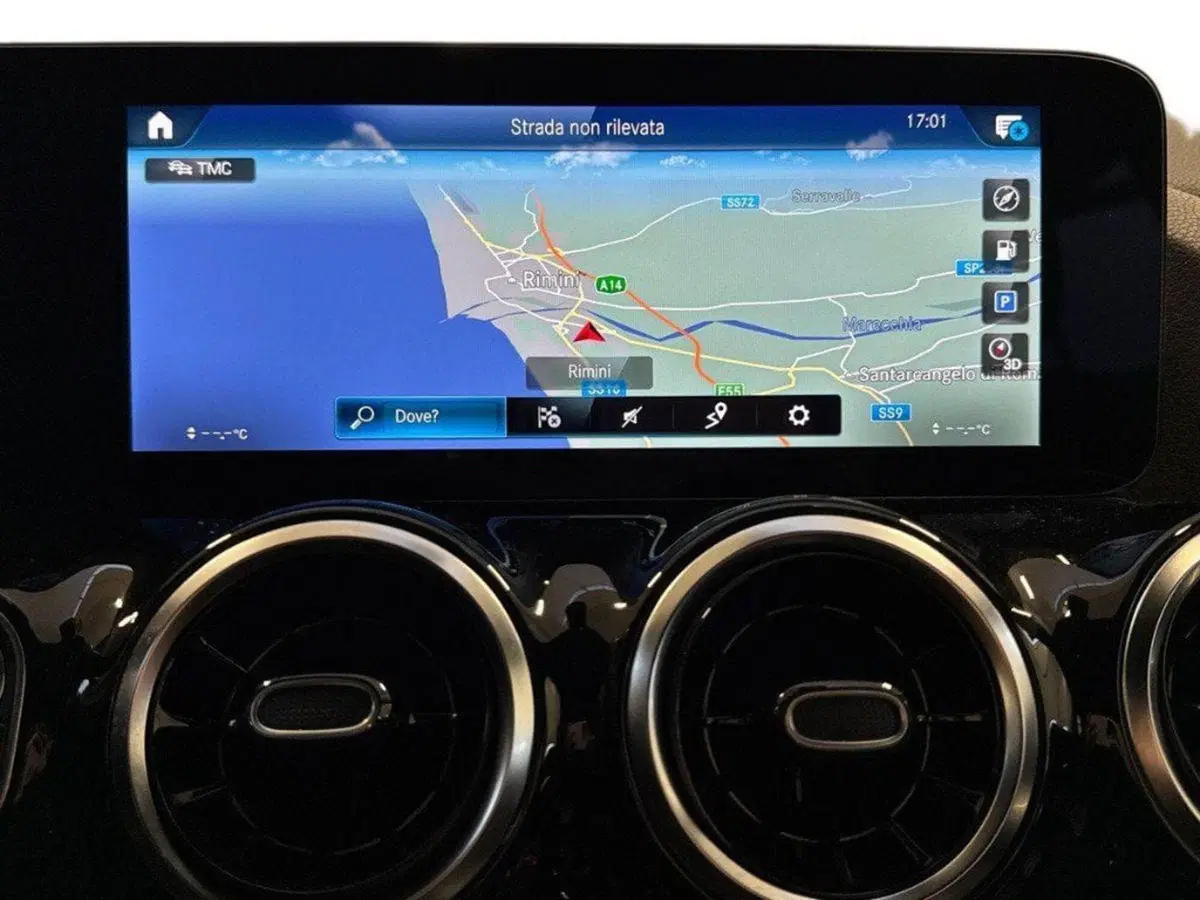 Mercedes-Benz GLA SUV usata a Rimini (15)