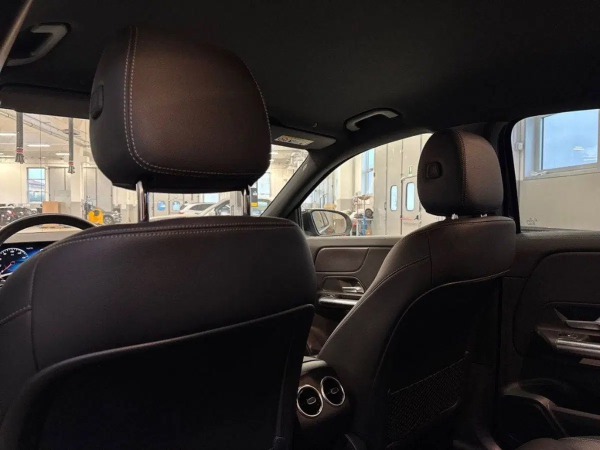 Mercedes-Benz GLA SUV usata a Rimini (18)