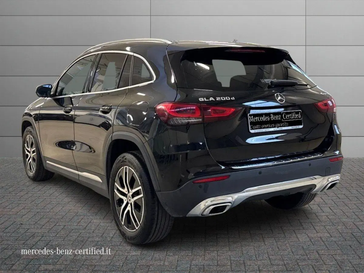 Mercedes-Benz GLA SUV usata a Rimini (3)