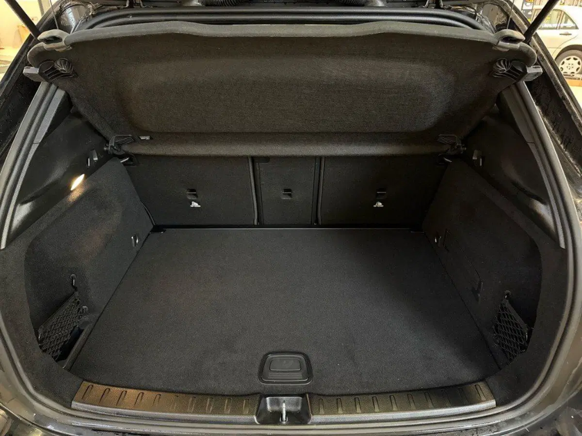 Mercedes-Benz GLA SUV usata a Rimini (7)