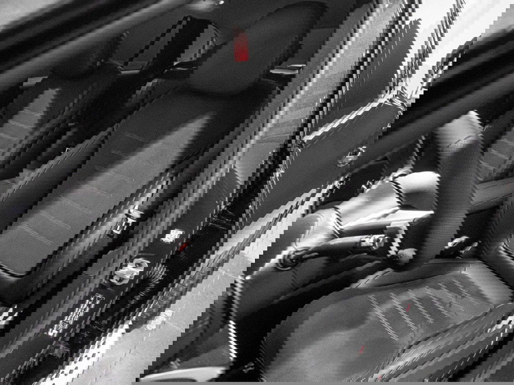 Mercedes-Benz GLC nuova a Ancona (12)