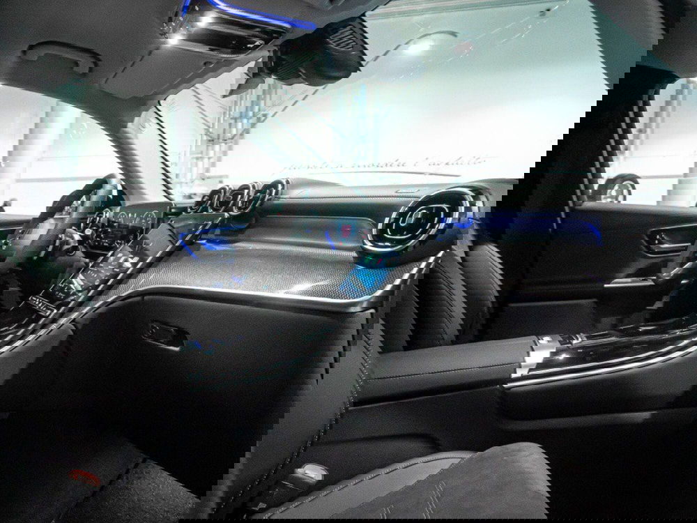 Mercedes-Benz GLC nuova a Ancona (17)