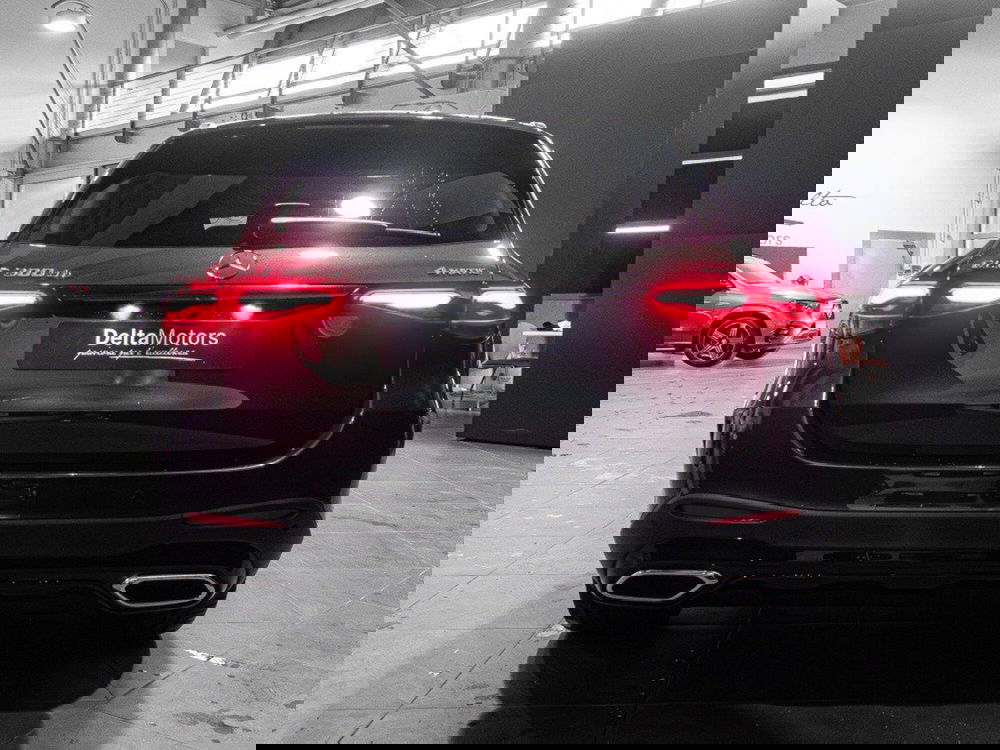 Mercedes-Benz GLC nuova a Ancona (3)