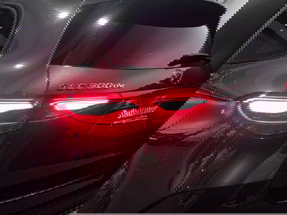 Mercedes-Benz GLC nuova a Ancona (8)