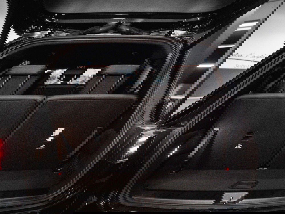 Mercedes-Benz GLB nuova a Macerata (12)