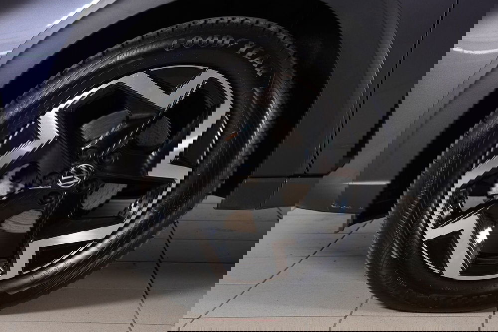 Volkswagen Taigo usata a Perugia (6)