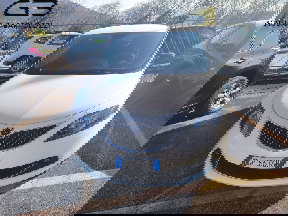 Lancia Ypsilon usata a Prato (2)