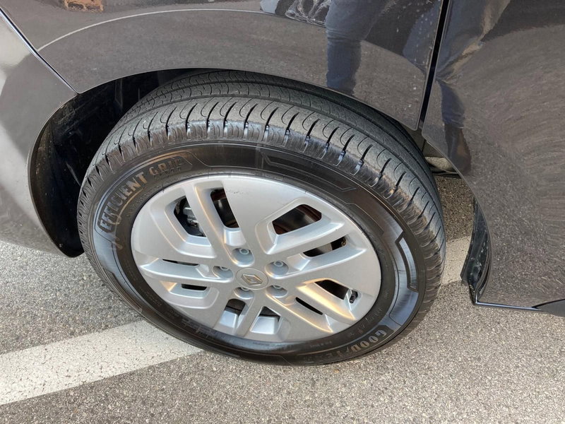 Renault Trafic Furgone usata a Rimini (15)