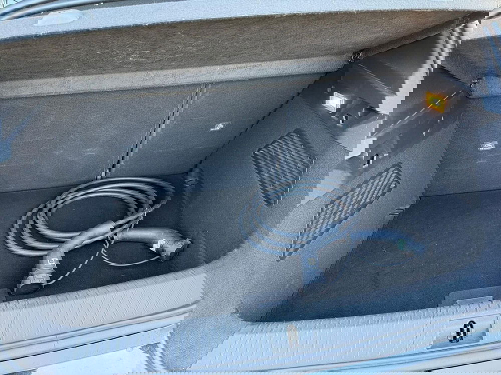 Renault Megane E-Tech Electric usata a Rimini (11)