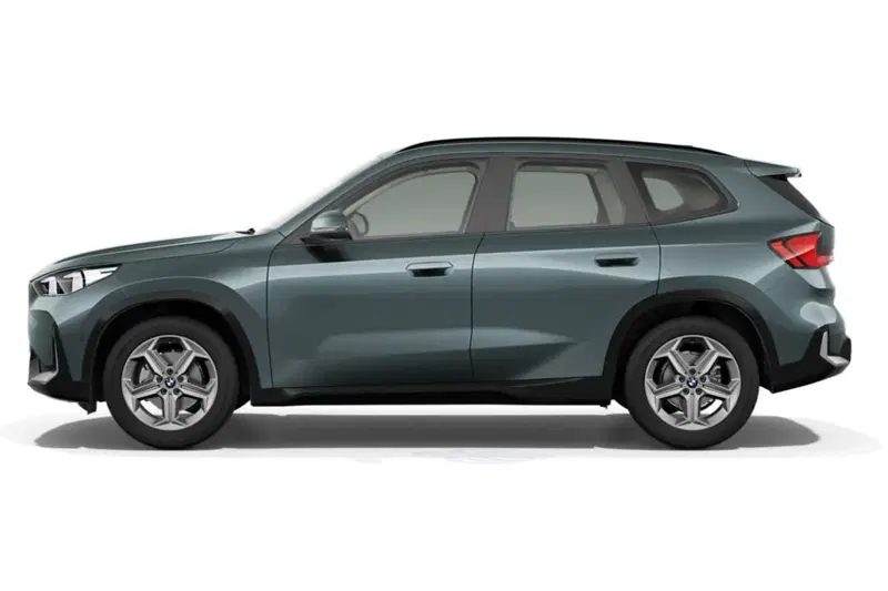 BMW iX1 nuova a Asti (3)