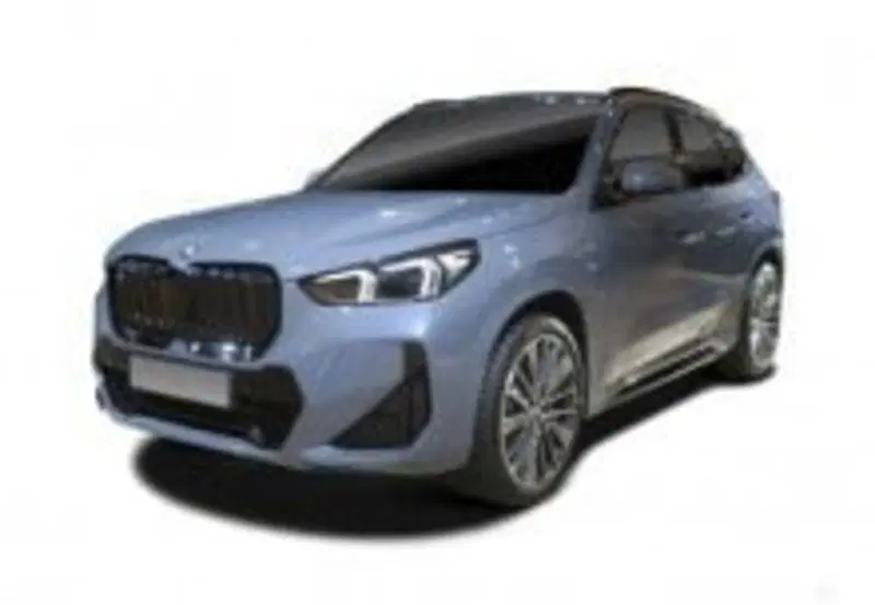 BMW iX1 nuova a Asti (4)