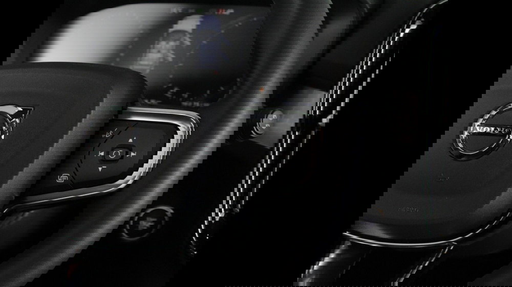 Volvo XC40 usata a Palermo (8)