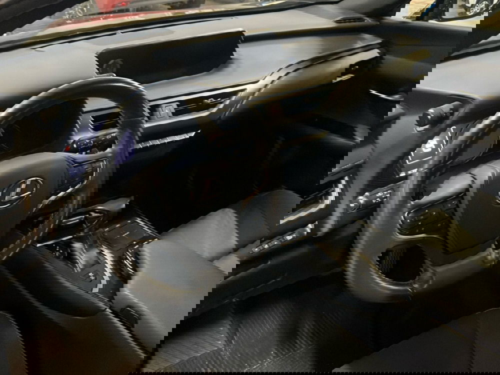 Lexus UX usata a Vicenza (11)