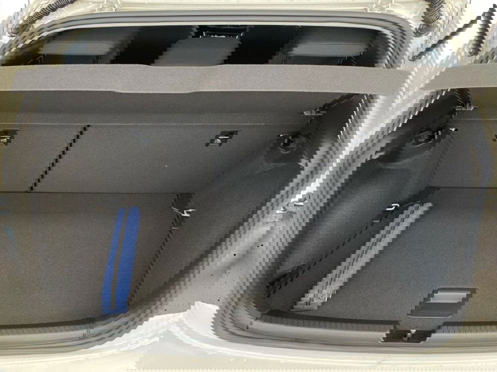 Volkswagen Polo nuova a Lodi (9)