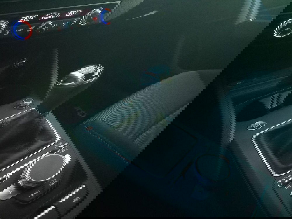 Audi Q2 usata a Bari (10)