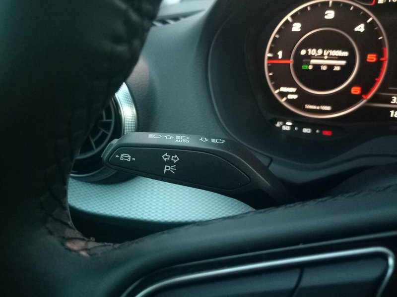 Audi Q2 usata a Bari (14)