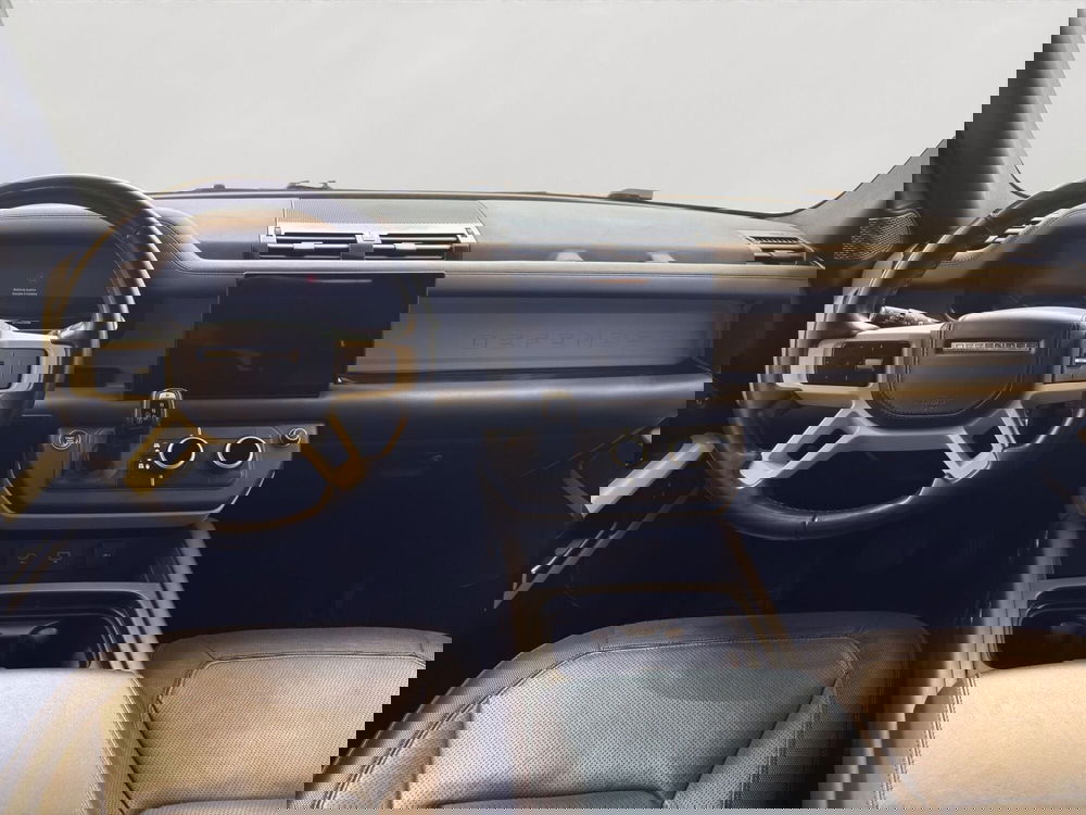 Land Rover Defender usata a Latina (4)