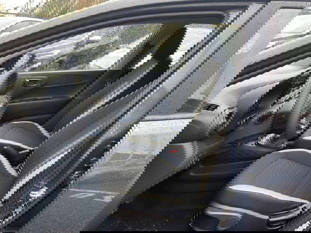 Hyundai i10 nuova a Latina (14)