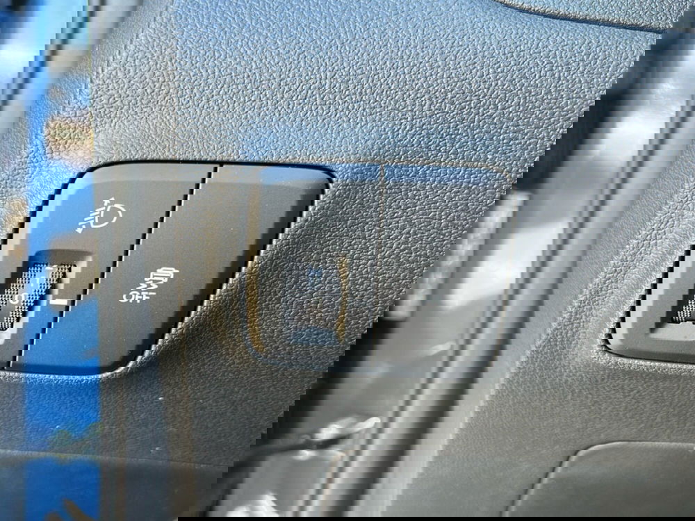 Hyundai i10 nuova a Latina (14)