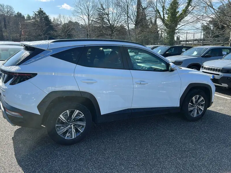 Hyundai Tucson usata a Roma (6)