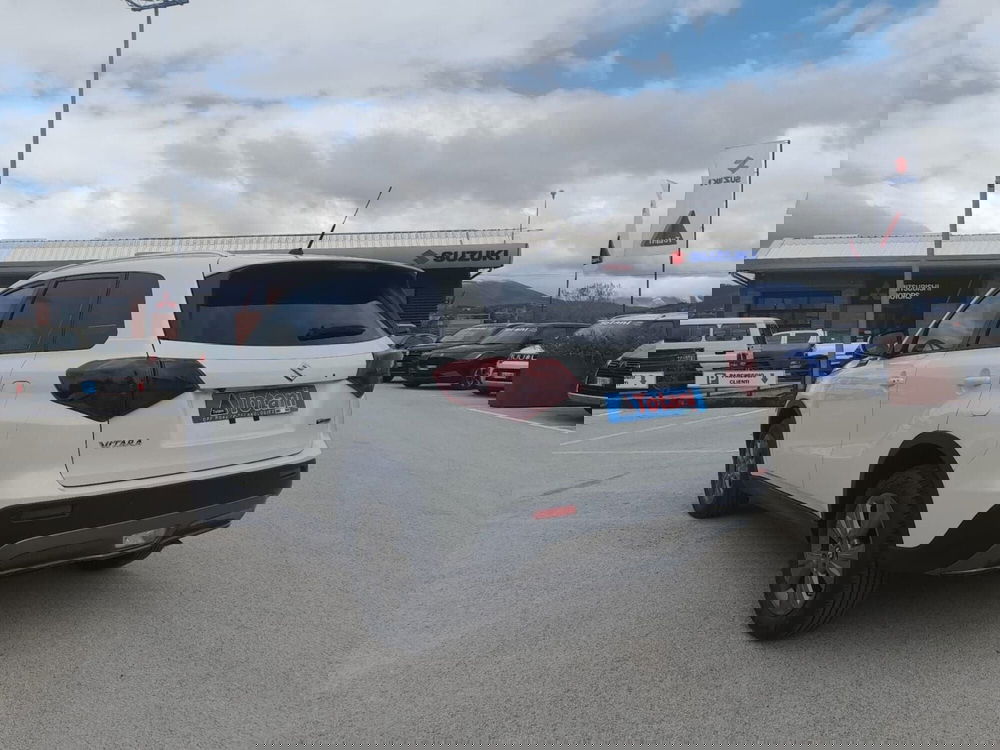 Suzuki Vitara nuova a L'Aquila (12)