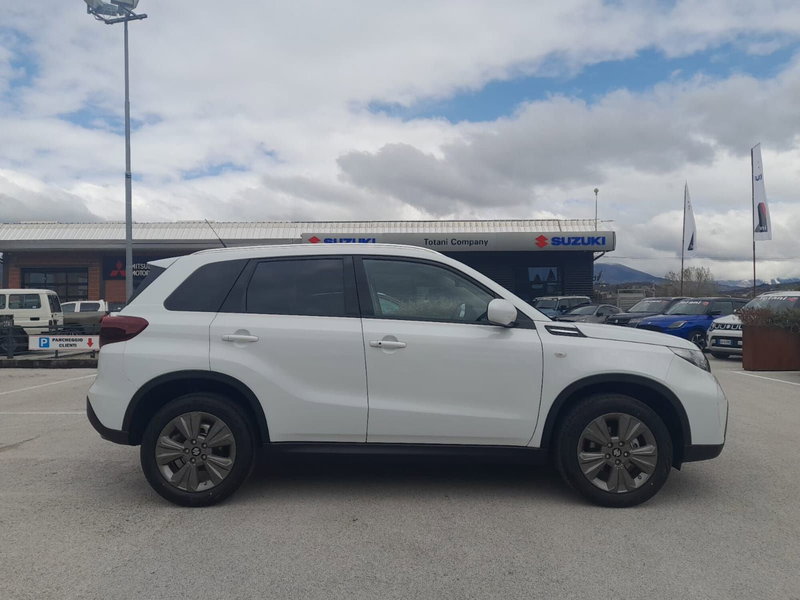 Suzuki Vitara nuova a L'Aquila (14)