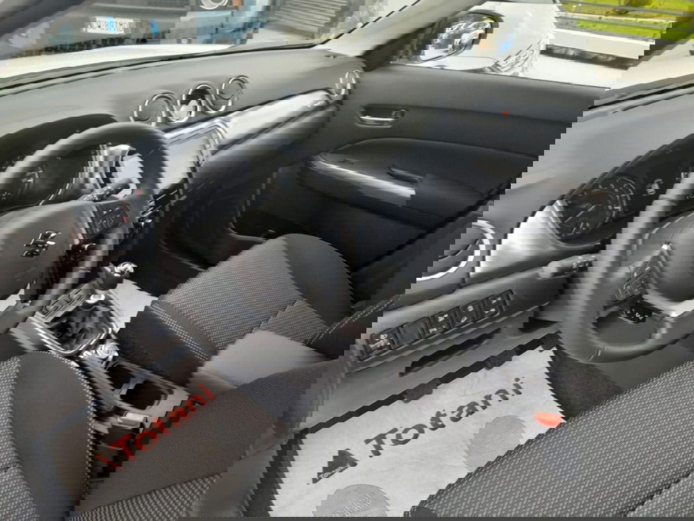Suzuki Vitara nuova a L'Aquila (15)