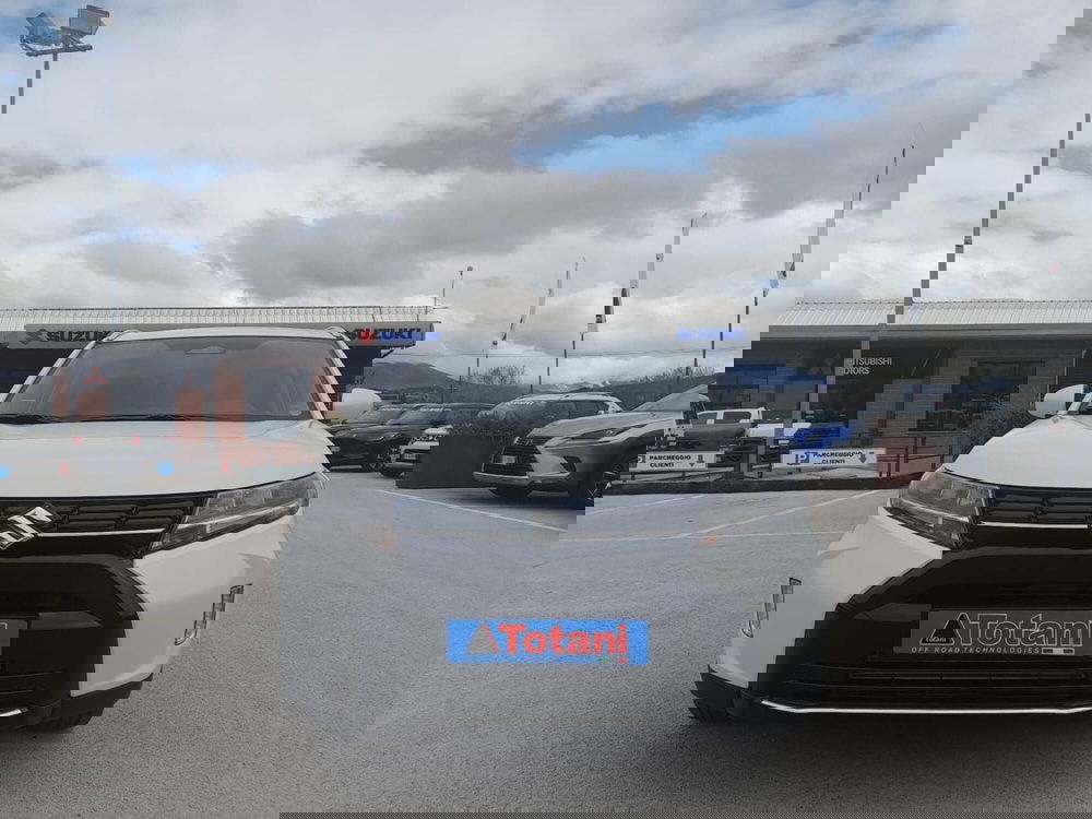 Suzuki Vitara nuova a L'Aquila (3)