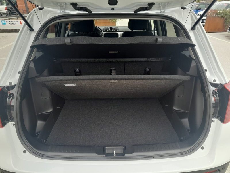 Suzuki Vitara nuova a L'Aquila (6)