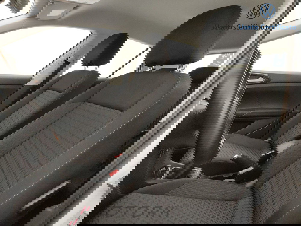 Volkswagen T-Cross usata a Varese (11)