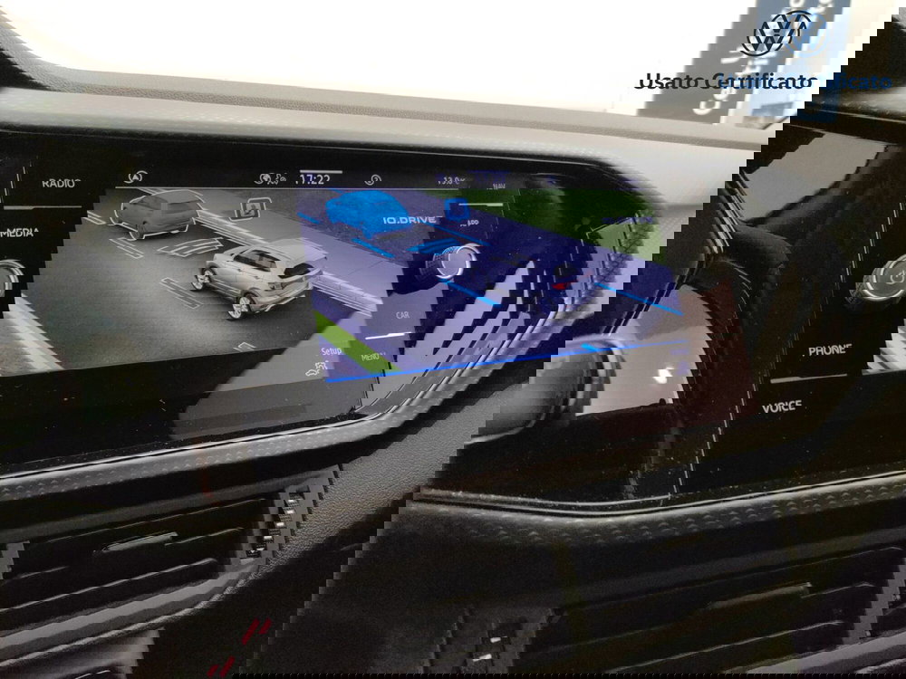 Volkswagen T-Cross usata a Varese (15)