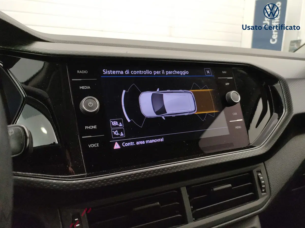 Volkswagen T-Cross usata a Varese (16)
